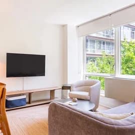 450 W 17 St #86A, Manhattan, NY 10011