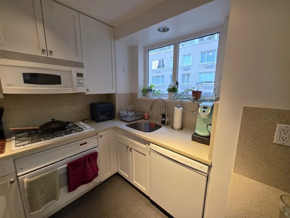 43-22 West 58 Street #9A, Manhattan, NY 10019 apartment_kitchen 1