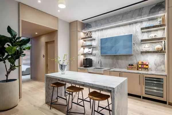 300 East 50 Street #PHH, Manhattan, NY 10022