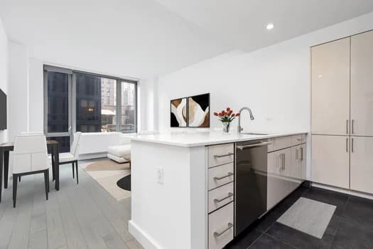 3 West 36 Street #8A, Manhattan, NY 10018