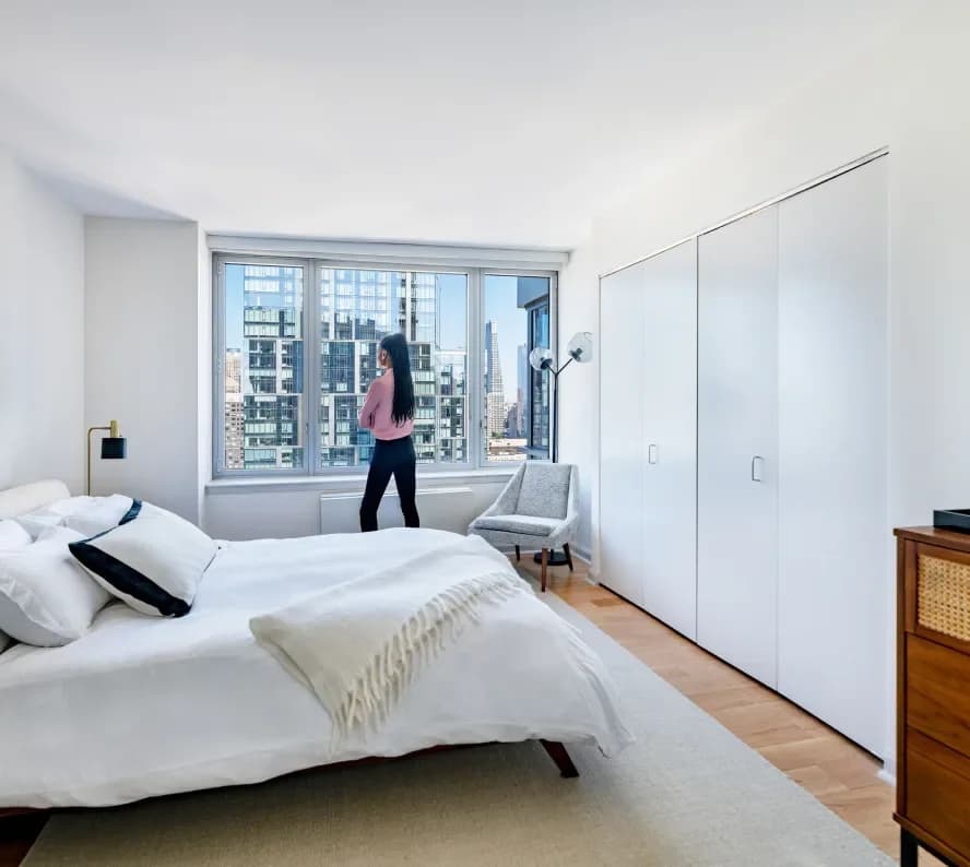 601 West 57 Street #38E, Manhattan, NY 10019 apartment_bedroom_room 1