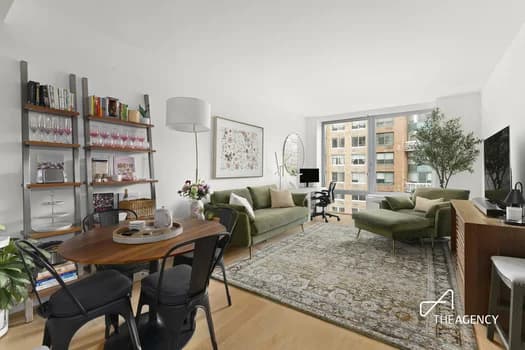 212 West 72 Street #5G, Manhattan, NY 10023