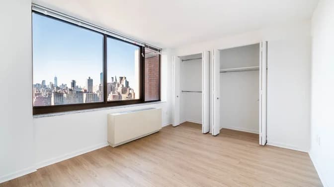 300 East 39 Street #19A, Manhattan, NY 10016