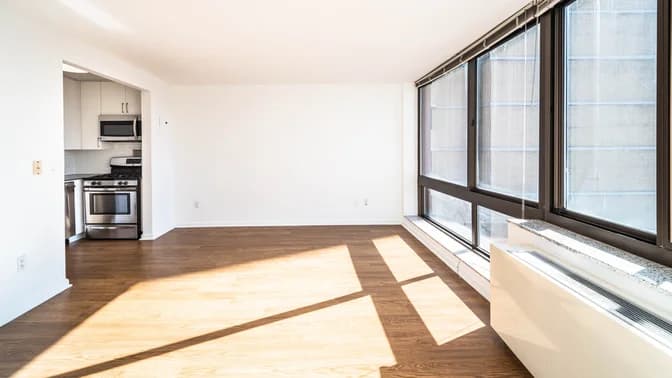 300 East 39 Street #26B, Manhattan, NY 10016