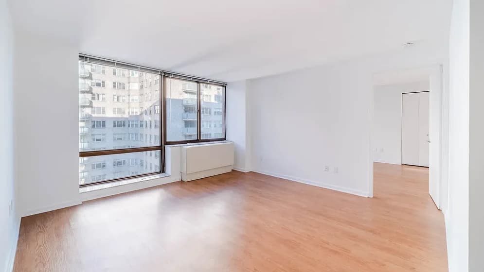 300 E 39Th St #28D, Manhattan, NY 10016 apartment_living_room 1