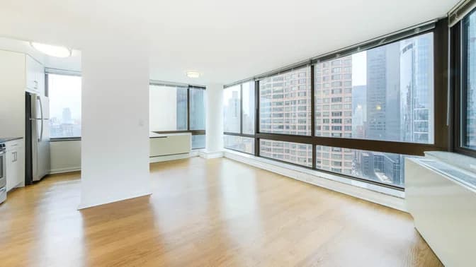 300 East 39 Street #PHC, Manhattan, NY 10016