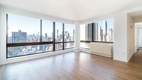 300 East 39 Street #PHH, Manhattan, NY 10016