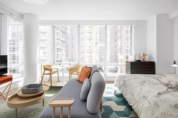 House 39 225 East 39 Street #24B, Manhattan, NY 10016 apartment_living_room 1