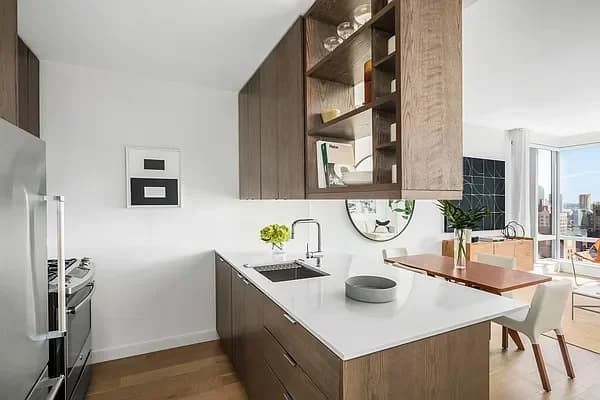 225 East 39 Street #31J, Manhattan, NY 10016 - Image 1