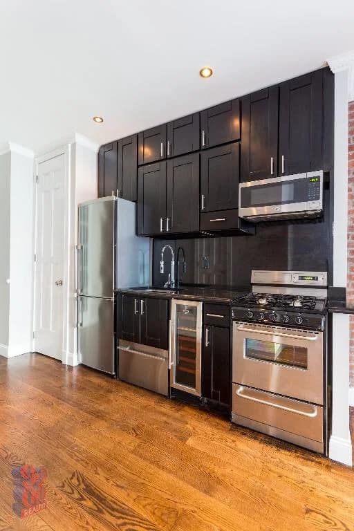 326 East 100 Street #4A, Manhattan, NY 10029 apartment_kitchen 1