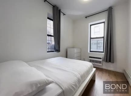 407 West 51 Street #1E, Manhattan, NY 10019