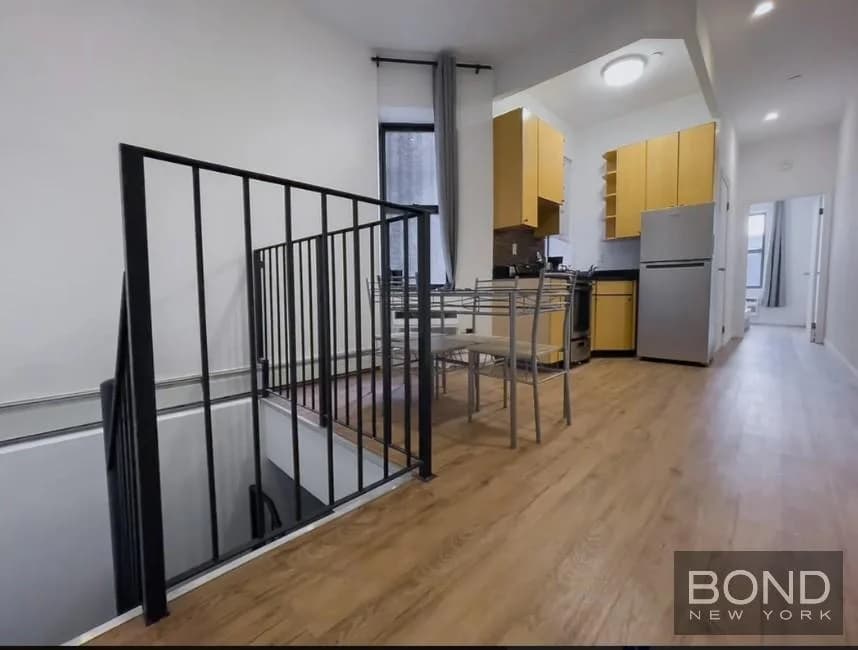407 West 51 Street #1E, Manhattan, NY 10019 apartment_kitchen 1
