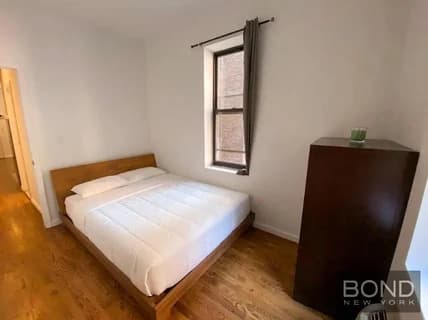 407 West 51 Street #2E, Manhattan, NY 10019