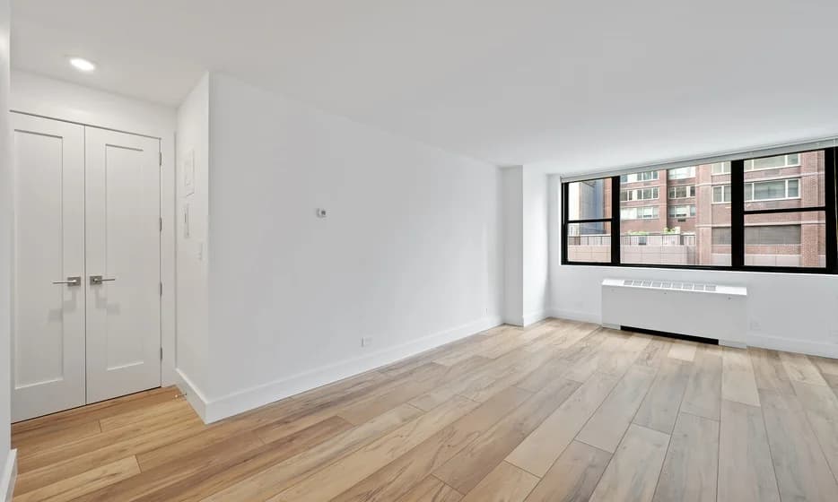315 West 57 Street #08G, Manhattan, NY 10019 apartment_bedroom_room 1