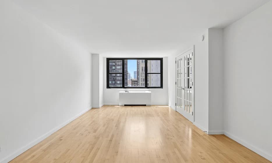 330 W 58 St #12G, Manhattan, NY 10019 apartment_living_room 1