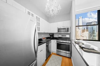 17 Battery Place #2217, Manhattan, NY 10006