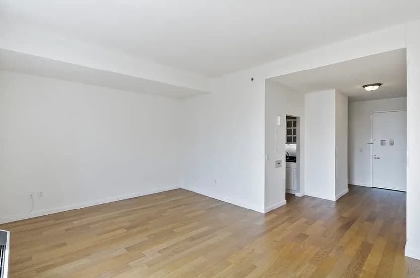 One West 17 Battery Place #2513, Manhattan, NY 10006 apartment_living_room 1