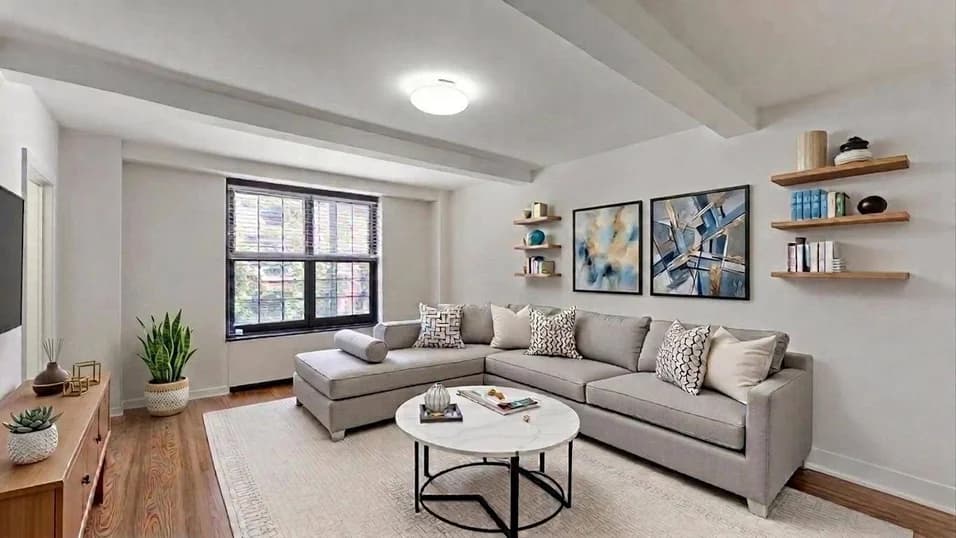 435 W 23 St #08F, Manhattan, NY 10011 1