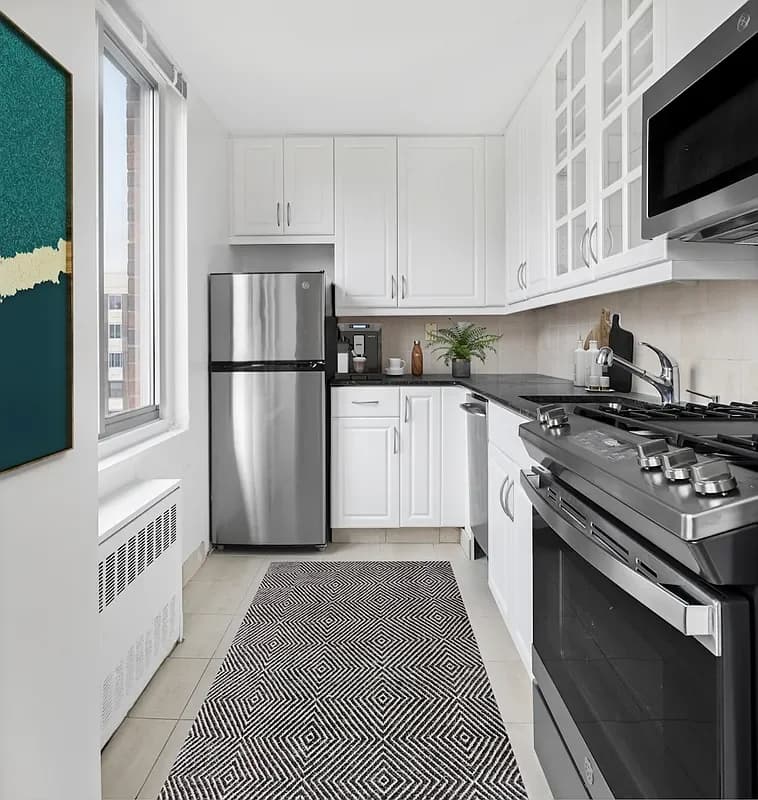 490 2 Avenue #15E, Manhattan, NY 10016 apartment_kitchen 1