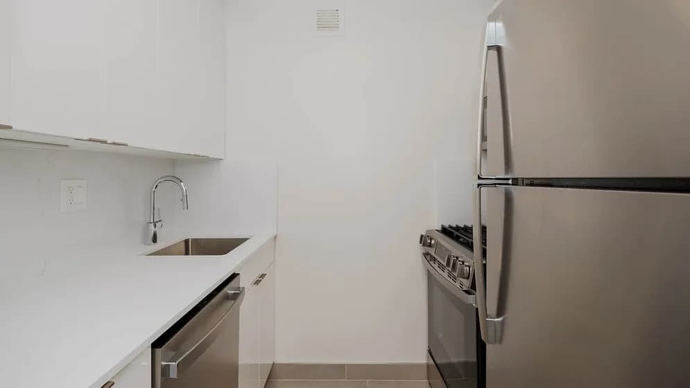 730 Columbus Ave #02N, Manhattan, NY 10025 apartment_kitchen 1
