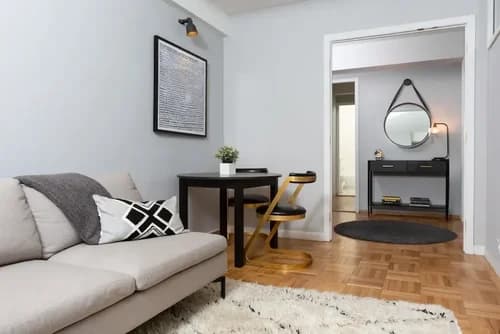 8 Stuyvesant Oval #06-A, Manhattan, NY 10009