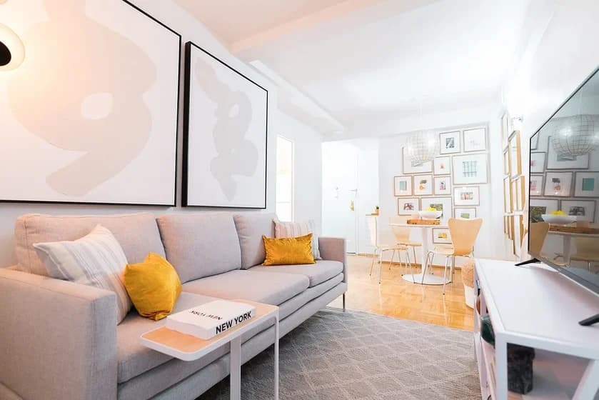 20 Stuyvesant Oval #07-F, Manhattan, NY 10009 apartment_living_room 1