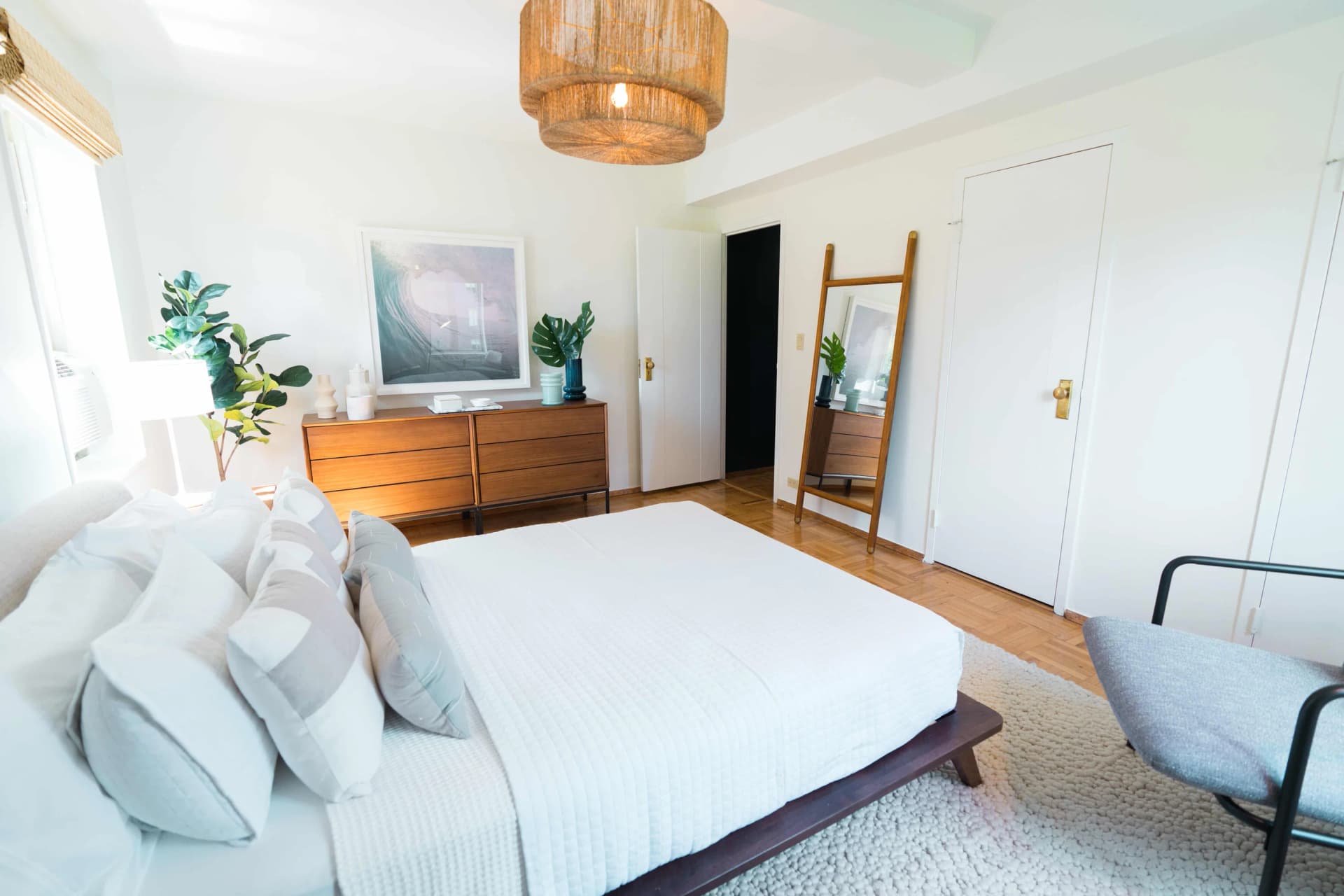18 Stuyvesant Oval #0T-H, Manhattan, NY 10009 - Image 1