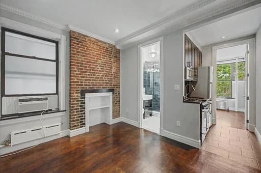 221 Mott Street #11, Manhattan, NY 10012