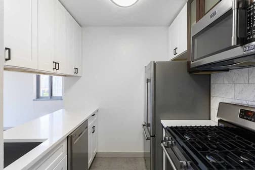 30 River Road #14A-20, Manhattan, NY 10044