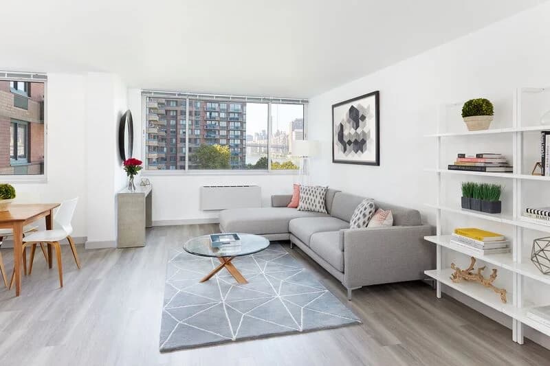30 River Road #30-006C, Manhattan, NY 10044 apartment_living_room 1