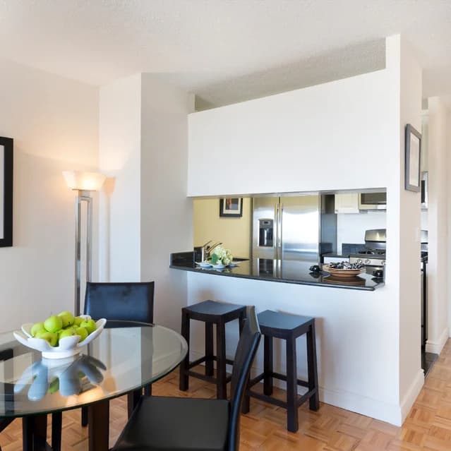 1849 2 Avenue #02B, Manhattan, NY 10128 apartment_dining_room 1