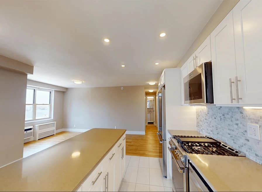 310 Greenwich Street #20C, Manhattan, NY 10013 apartment_kitchen 1