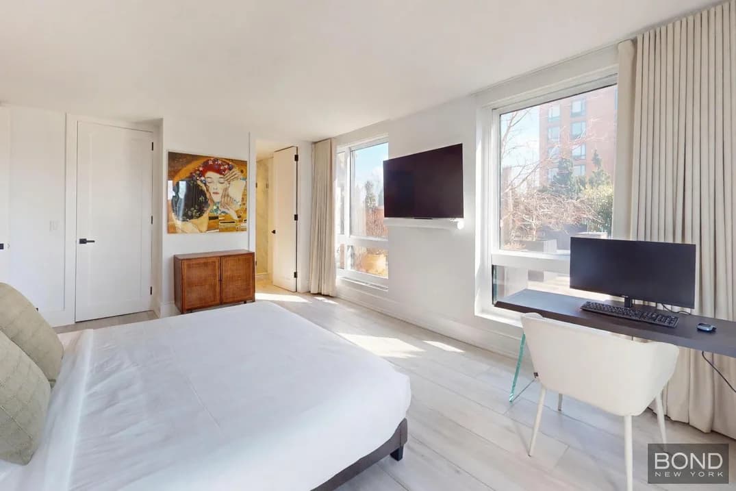 1 Irving Place #PH22D, Manhattan, NY 10003 apartment_bedroom_room 1