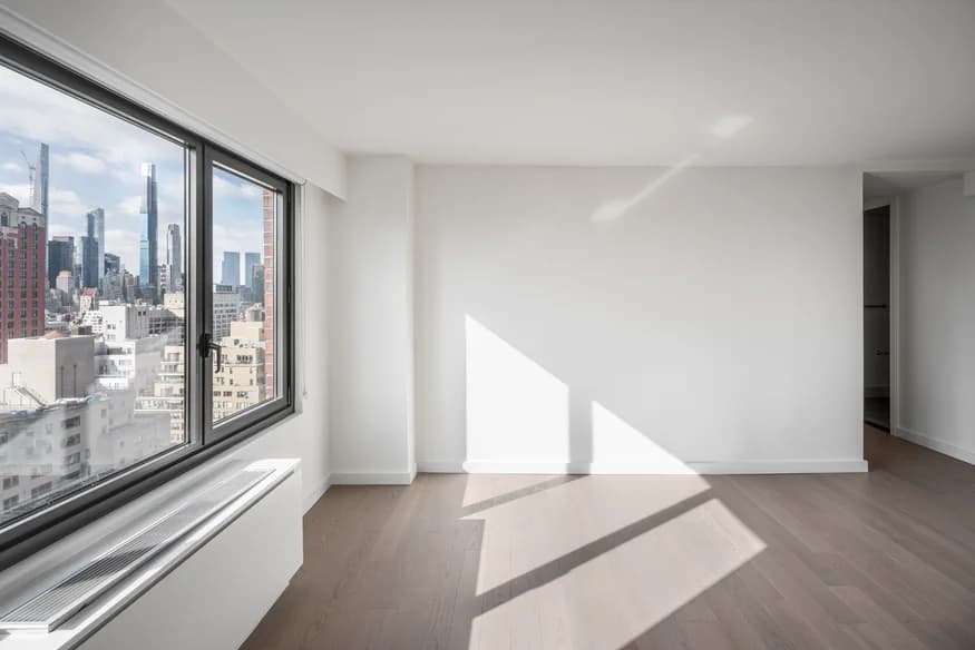 220 East 72 Street #27FF, Manhattan, NY 10021