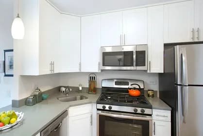 375 S End Ave #30A, Manhattan, NY 10280