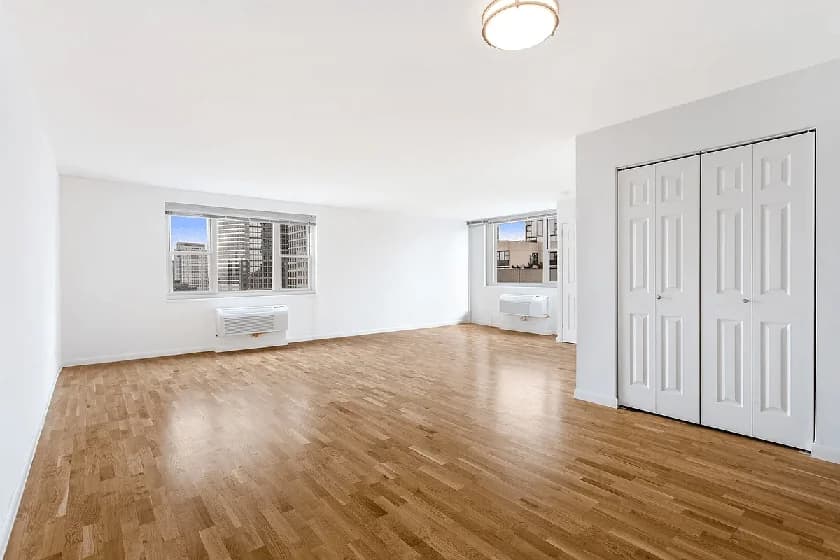 375 South End Avenue 375 S End Ave #9L, Manhattan, NY 10280 apartment_living_room 1