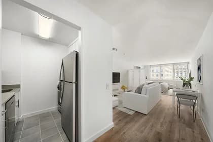 395 South End Avenue #22G, Manhattan, NY 10280 - Image 1