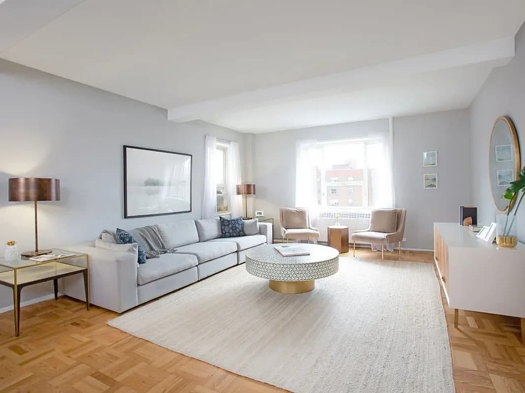 441 East 20 Street #02-E, Manhattan, NY 10010 apartment_living_room 1