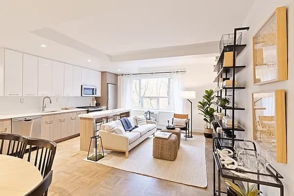 5 Peter Cooper Road #09-B, Manhattan, NY 10010 apartment_living_room 1