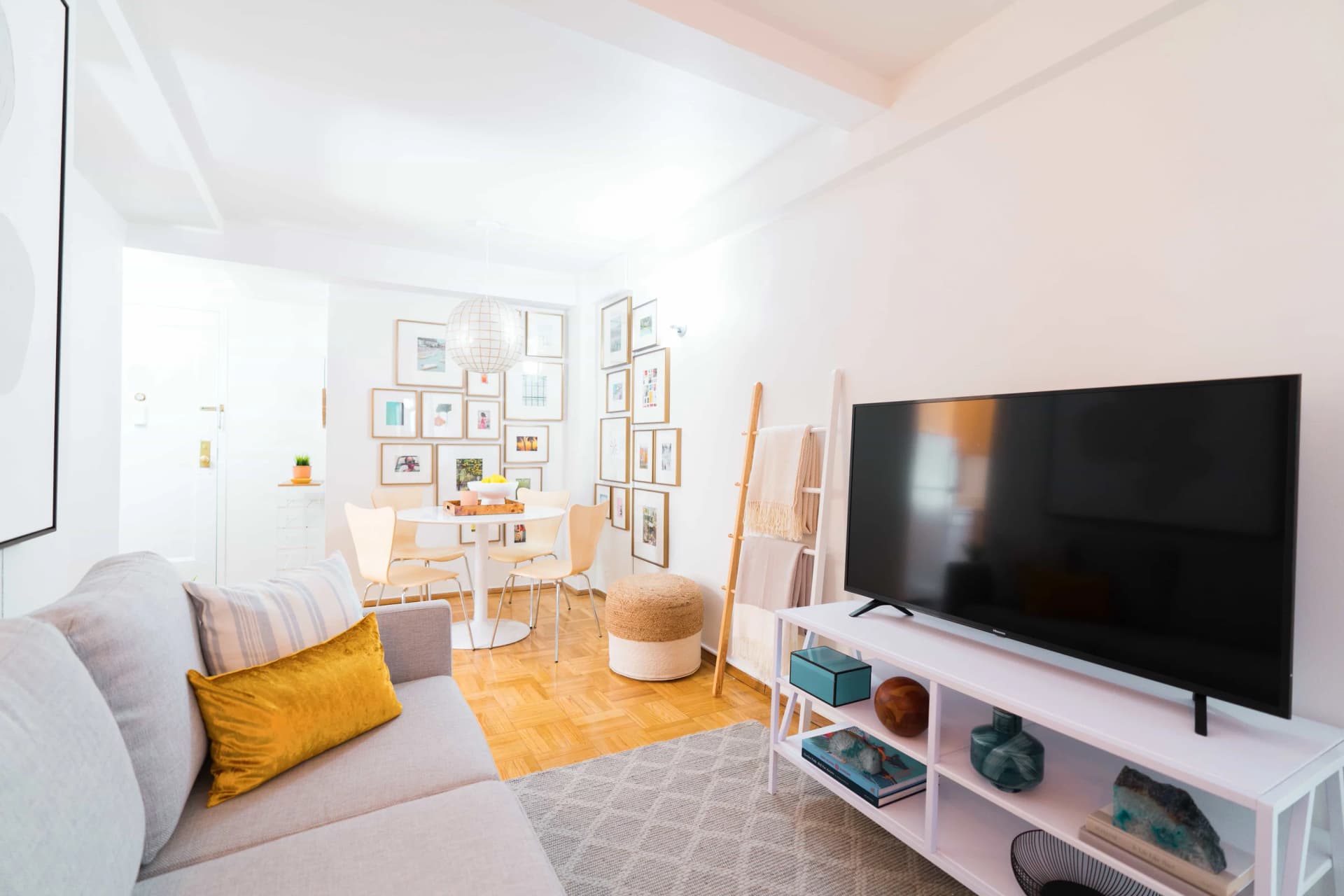 6 Peter Cooper Road #09-B, Manhattan, NY 10010