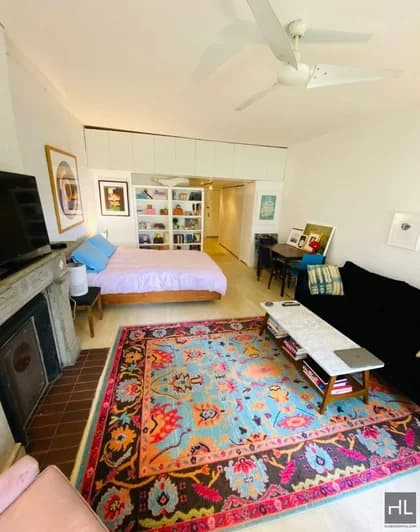 457 West 43 Street #4B, Manhattan, NY 10036
