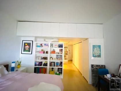 457 West 43 Street #4B, Manhattan, NY 10036