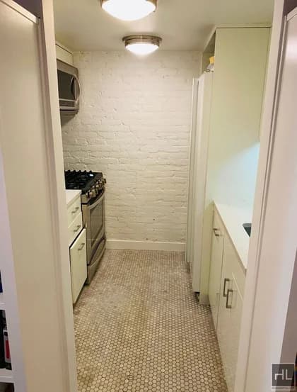 457 West 43 Street #4B, Manhattan, NY 10036