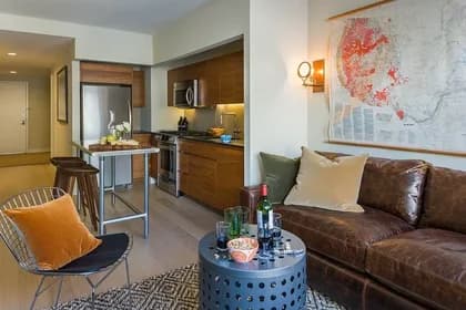 550 West 45 Street #516, Manhattan, NY 10036