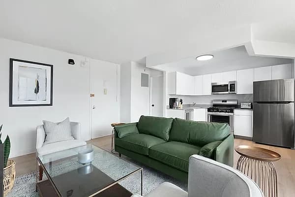 1978 1 Avenue #04J, Manhattan, NY 10029 apartment_living_room 1