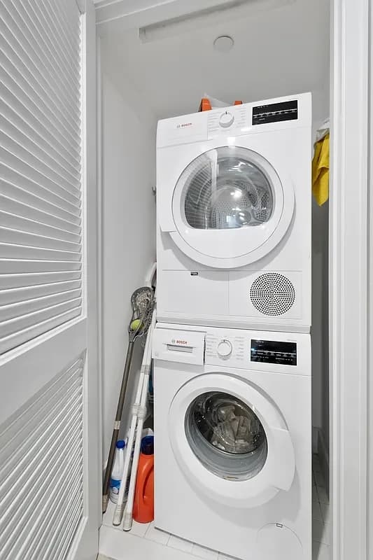 30 Morningside Drive #322, Manhattan, NY 10025 apartment_washer_dryer 1