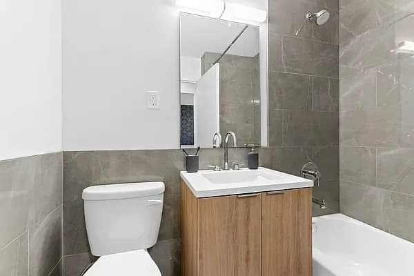 510 Main Street #114, Manhattan, NY 10044 100