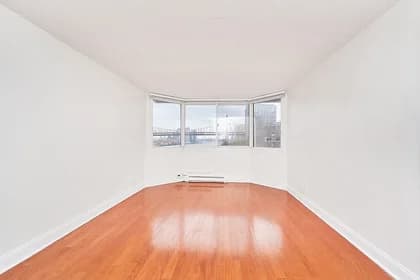 510 Main Street #752, Manhattan, NY 10044