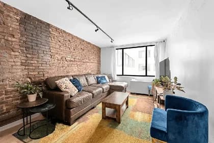 77 Bleecker Street #915, Manhattan, NY 10012