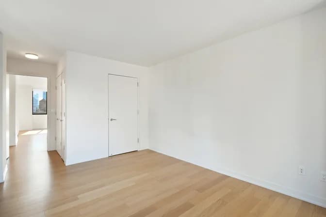 1 Columbus Place #N12F, Manhattan, NY 10019